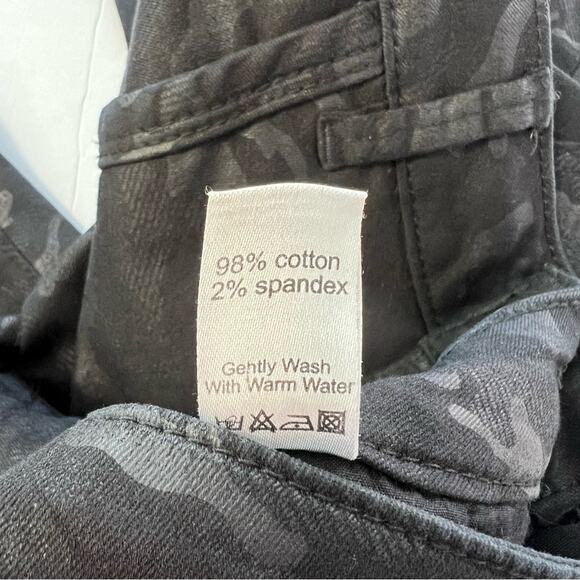 Bevy Flog Sz 25 Commando Button Fly Pant Black Camo - Picture 11 of 15